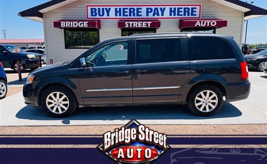 2011 Chrysler Town AND Country RT