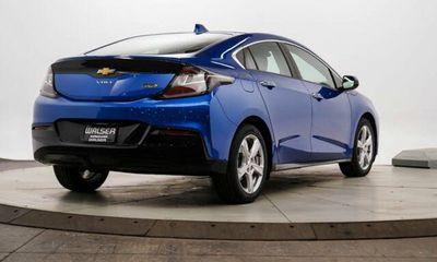 2017 Chevrolet Volt LT