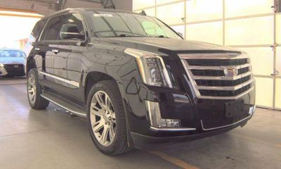 2016 Cadillac Escalade Luxury