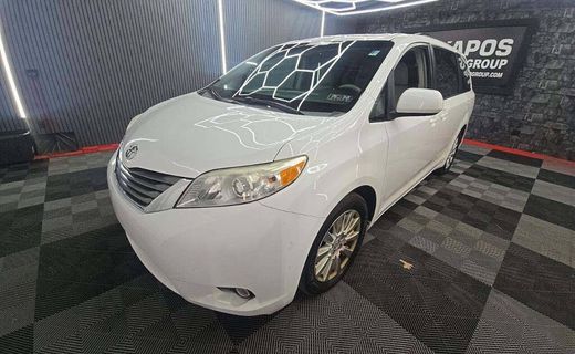 2014 Toyota Sienna