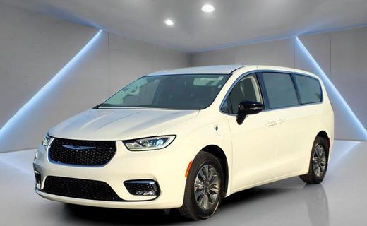 2024 Chrysler Pacifica Select
