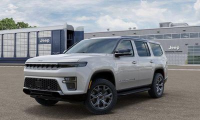 2026 Jeep Grand Wagoneer Base
