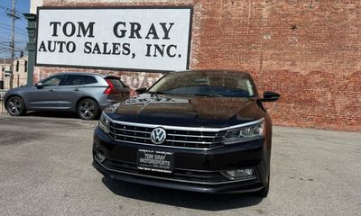 2018 Volkswagen Passat SE W Technology