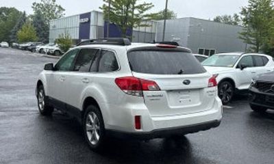 2014 Subaru Outback Limited CWP Navi