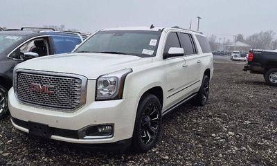 2015 GMC Yukon XL Denali