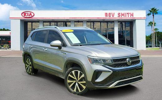 2022 Volkswagen Taos SE