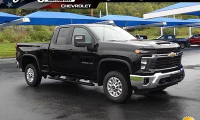 2025 Chevrolet Silverado HD LT