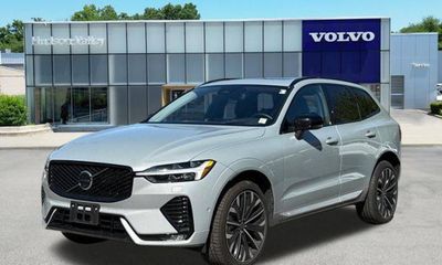 2026 Volvo XC60 Ultra Dark