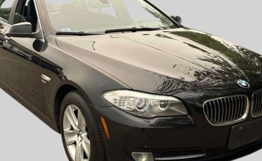 2012 BMW 528XI XI