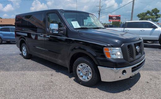 2016 Nissan NV 3500 HD SL