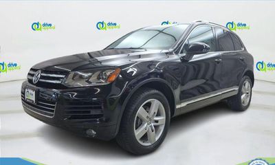 2012 Volkswagen Touareg V6 FSI TDI