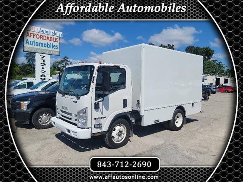 Representative 2019 Isuzu NPR-HD photo