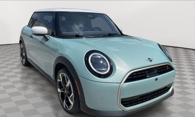 2025 Mini Hardtop S