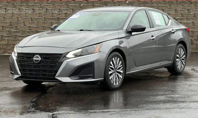 2024 Nissan Altima SV