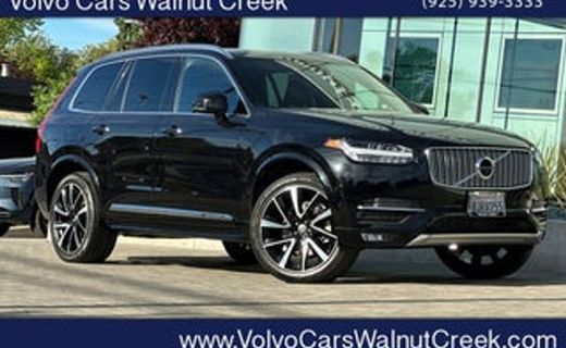 2021 Volvo XC60 Momentum