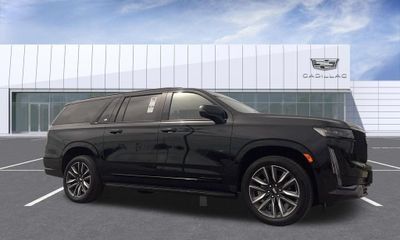 2024 Cadillac Escalade ESV Sport
