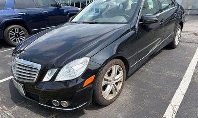 2011 Mercedes-Benz E-Class E350 4 Matic