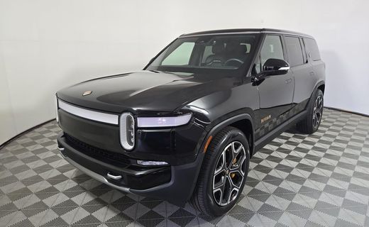 2024 Rivian R1S Adventure