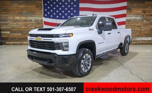 2024 Chevrolet Silverado HD Custom