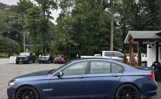 2011 BMW 750i