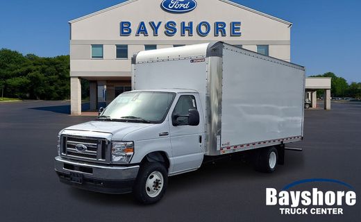 2025 Ford E-450 Super Duty