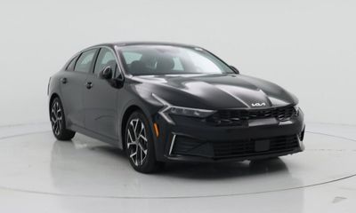 2025 Kia K5 EX