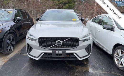 2023 Volvo XC60 Ultimate Dark