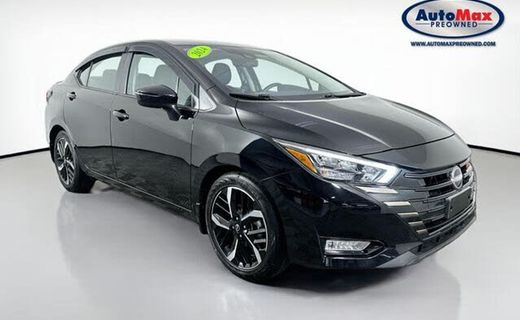 2024 Nissan Versa SR