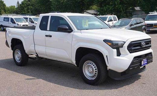 2025 Toyota Tacoma SR Xtracab
