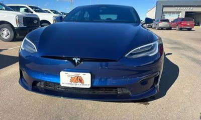 2021 Tesla Model S Plaid