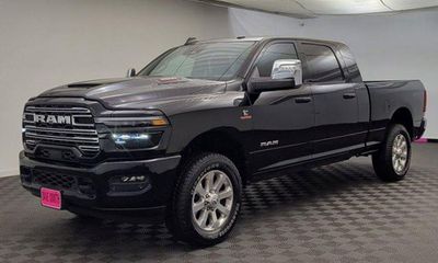 2025 Ram 3500 Laramie