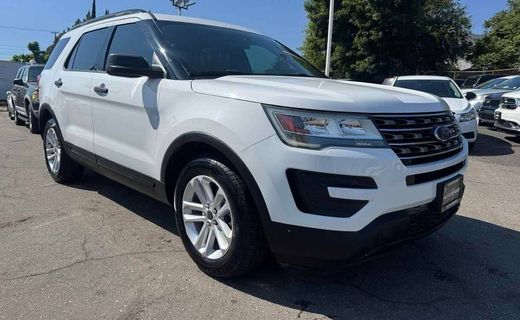 2017 Ford Explorer Base