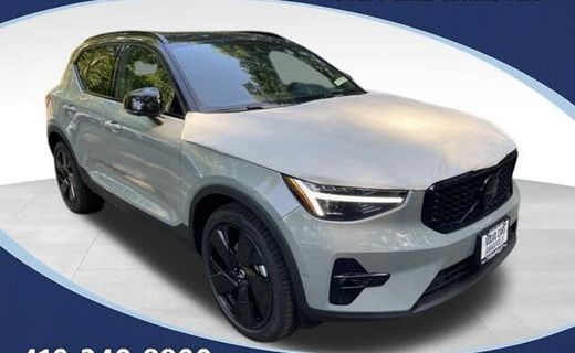 2026 Volvo XC40 Ultra Black Edition