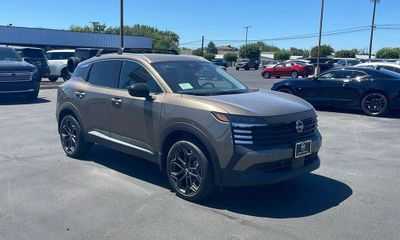 2026 Nissan Kicks MPV SR