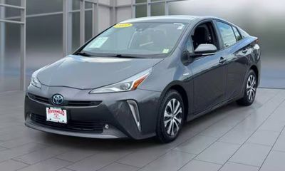 2022 Toyota Prius XLE E