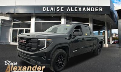 2025 GMC Sierra Elevation