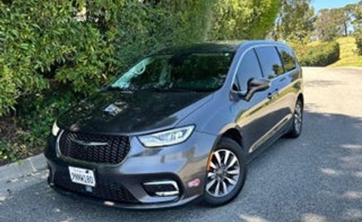 2022 Chrysler Pacifica Touring L
