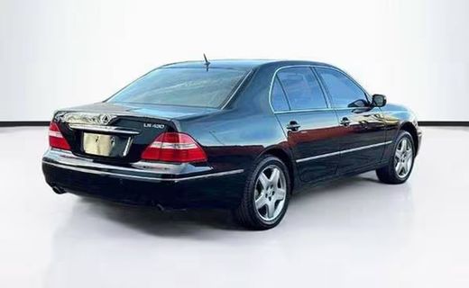 2004 Lexus LS 430