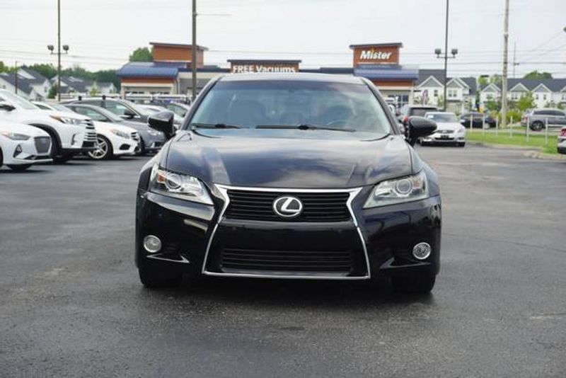 2013 Lexus GS — a typically priced live listing