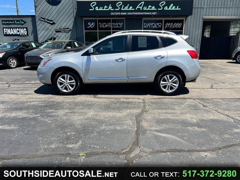 2012 Nissan Rogue — a typically priced live listing