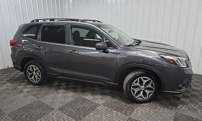 2022 Subaru Forester Premium