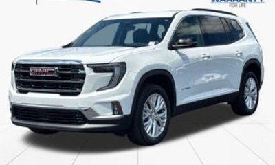2025 GMC Acadia AT4