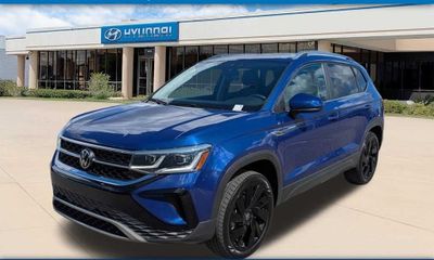 2023 Volkswagen Taos 4Motion SEL
