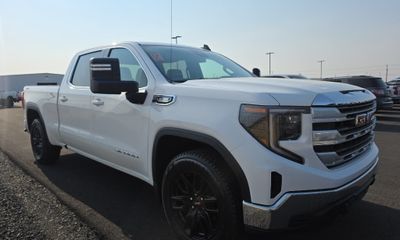 2023 GMC Sierra SLE