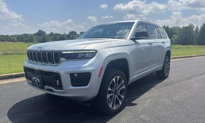 2023 Jeep Grand Cherokee L Overland