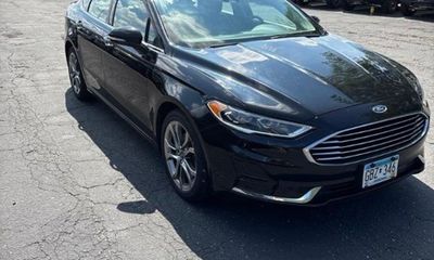 2020 Ford Fusion SEL