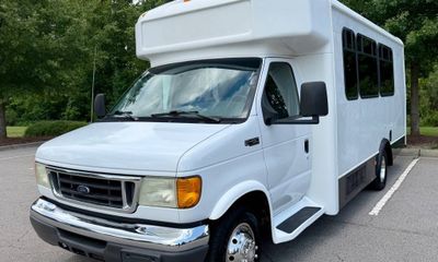 2005 Ford E-450 E 450