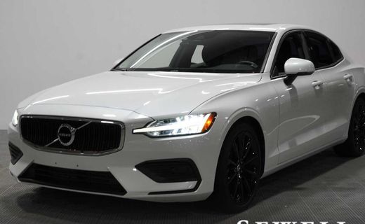 2020 Volvo S60 Momentum