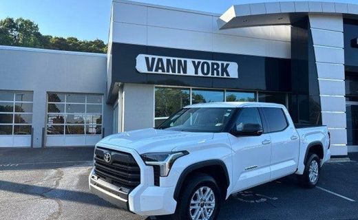 2022 Toyota Tundra SR5