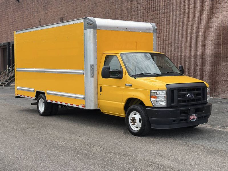 Representative 2022 Ford E-Series Chassis photo